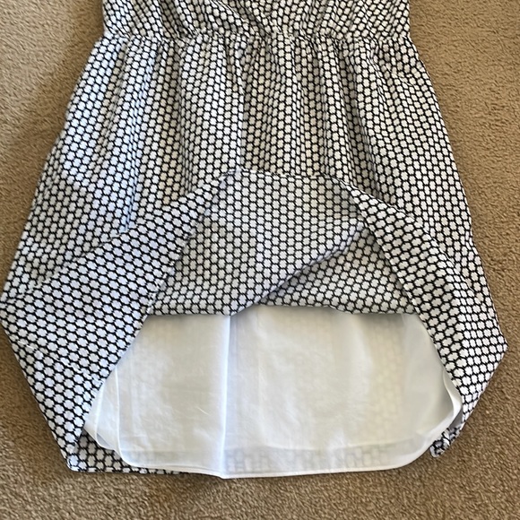 OLD NAVY BLACK AND WHITE SPRING / SUMMER  DRESS. - Picture 8 of 11